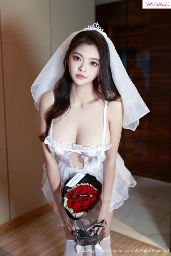   [XiuRen]高清写真图 2025.08.18 No.10659 冬安 白色婚纱第4张图片